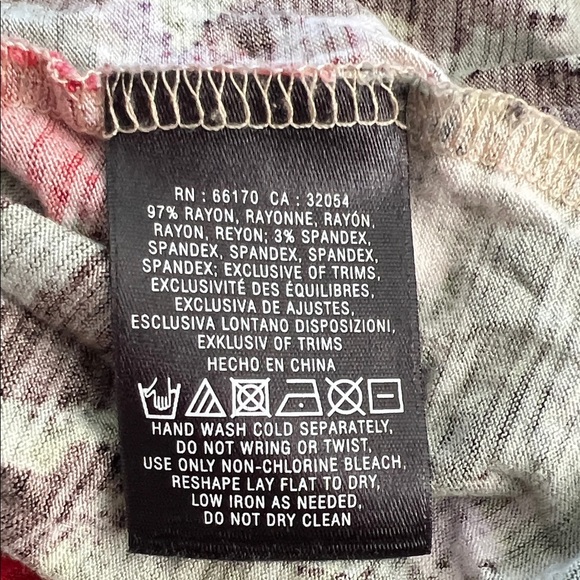 Floral Sleeveless Top with Lace Detail - Picture 8 of 8